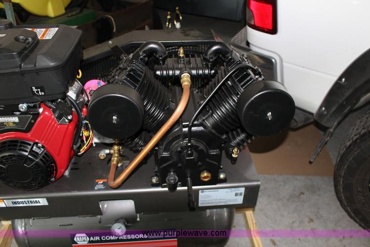 image for item K1096 Moble air compressor