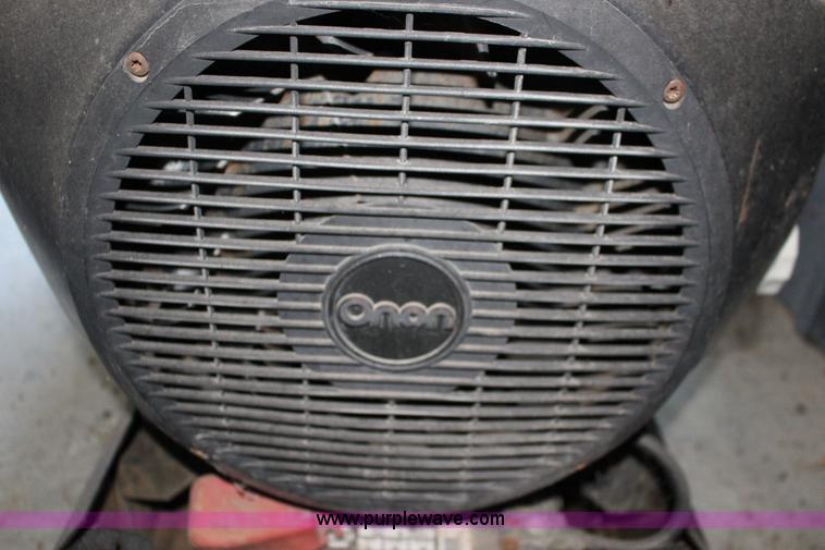 image for item K1097 Lincoln Electric Ranger 8 welder