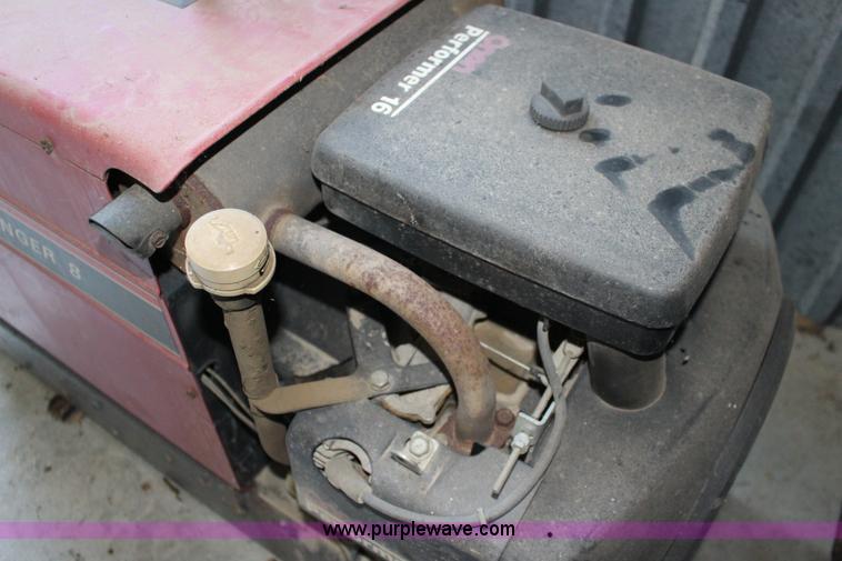 image for item K1097 Lincoln Electric Ranger 8 welder