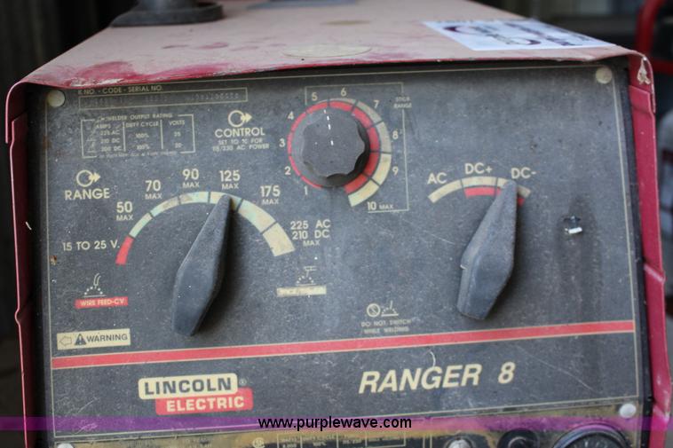 image for item K1097 Lincoln Electric Ranger 8 welder