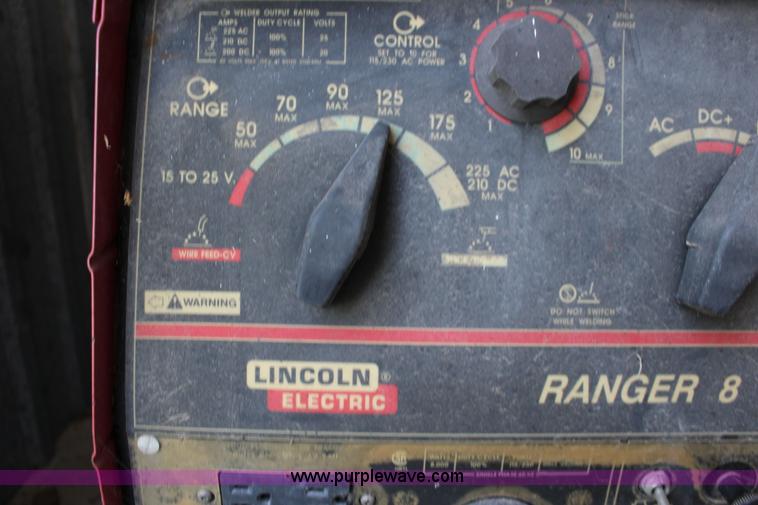 image for item K1097 Lincoln Electric Ranger 8 welder
