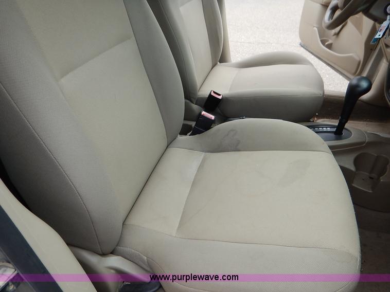 image for item K1602 2006 Ford Focus ZX4