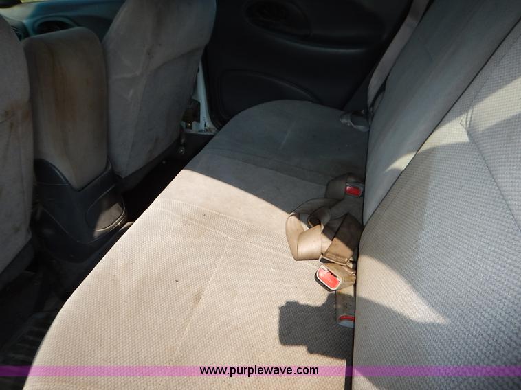 image for item K1606 1999 Ford Taurus Wagon SE