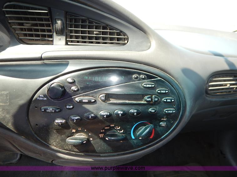 image for item K1606 1999 Ford Taurus Wagon SE