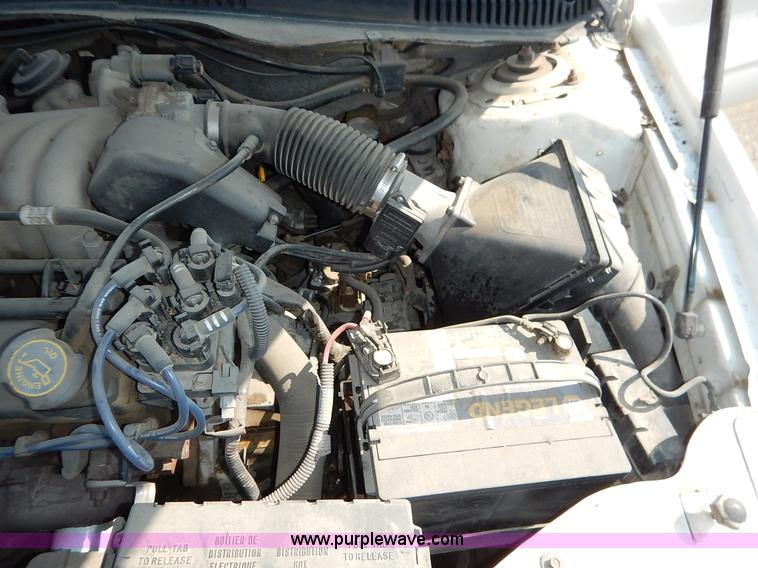 image for item K1606 1999 Ford Taurus Wagon SE