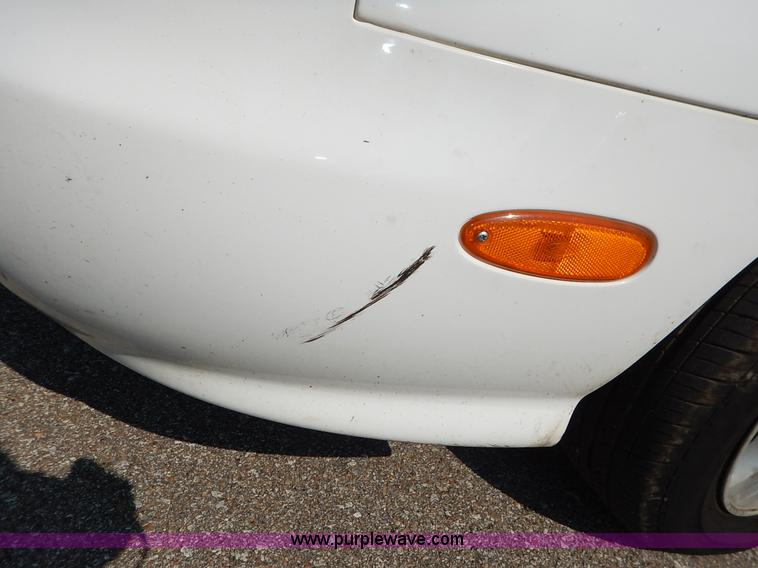 image for item K1606 1999 Ford Taurus Wagon SE