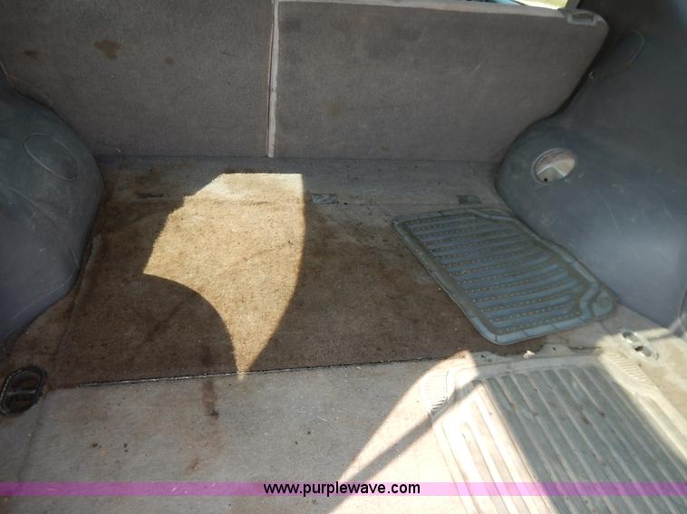 image for item K1606 1999 Ford Taurus Wagon SE