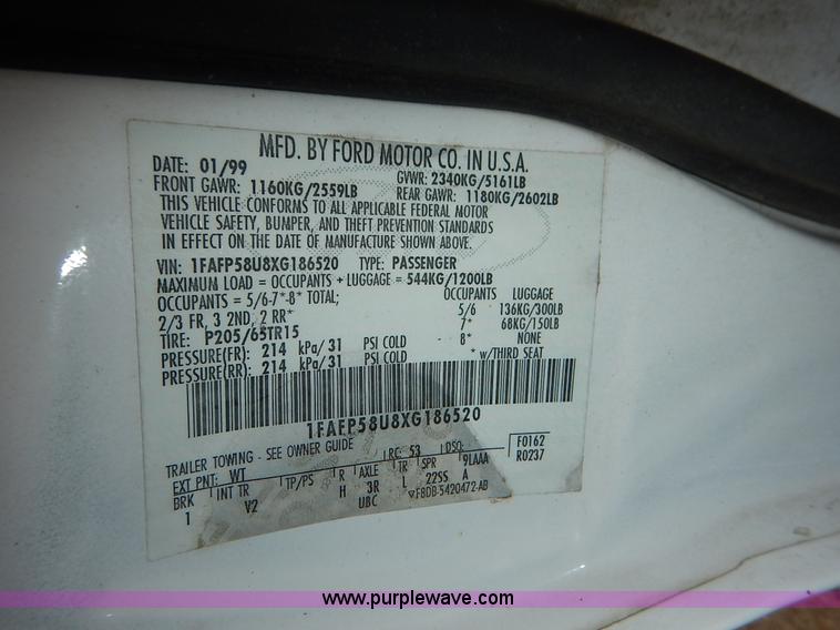 image for item K1606 1999 Ford Taurus Wagon SE