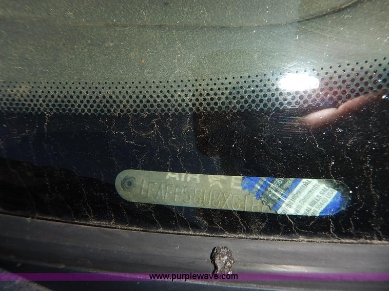 image for item K1606 1999 Ford Taurus Wagon SE