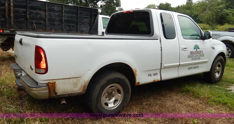image for item K1619 2000 Ford F150 XLT SuperCab pickup truck