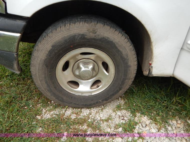 image for item K1619 2000 Ford F150 XLT SuperCab pickup truck