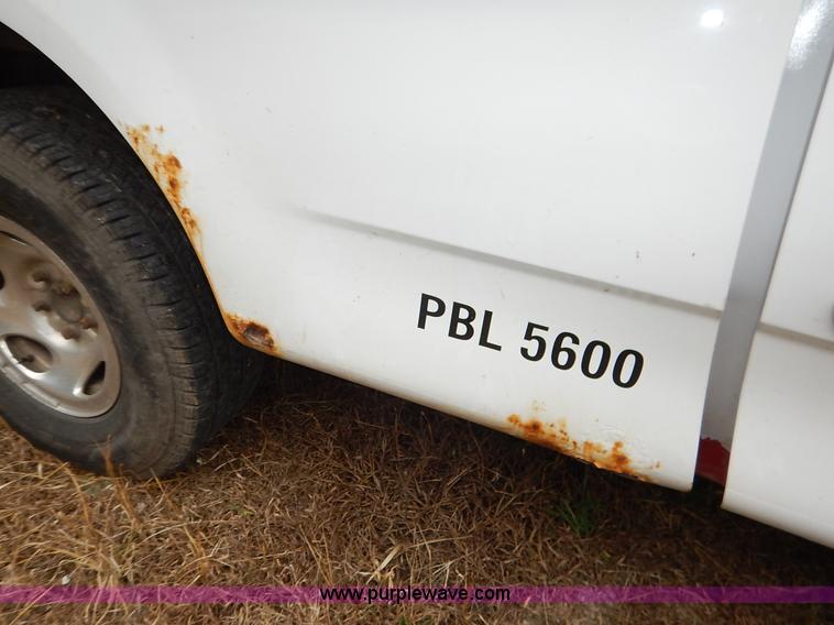 image for item K1619 2000 Ford F150 XLT SuperCab pickup truck