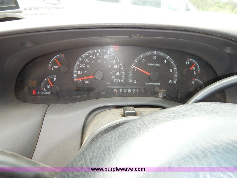 image for item K1619 2000 Ford F150 XLT SuperCab pickup truck