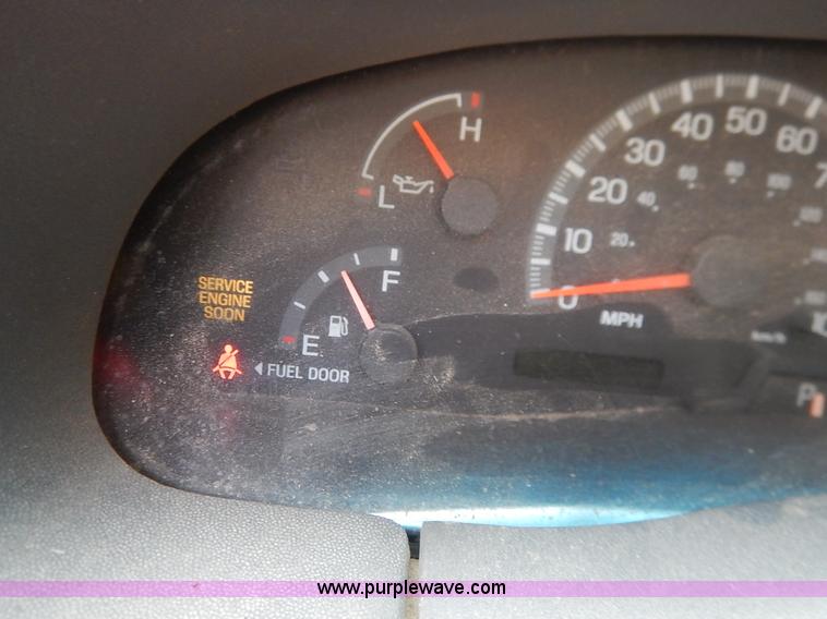 image for item K1619 2000 Ford F150 XLT SuperCab pickup truck