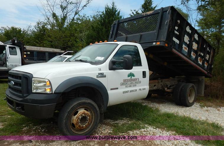 image for item K1623 2007 Ford F450 Super Duty dump bed truck