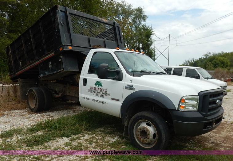 image for item K1623 2007 Ford F450 Super Duty dump bed truck