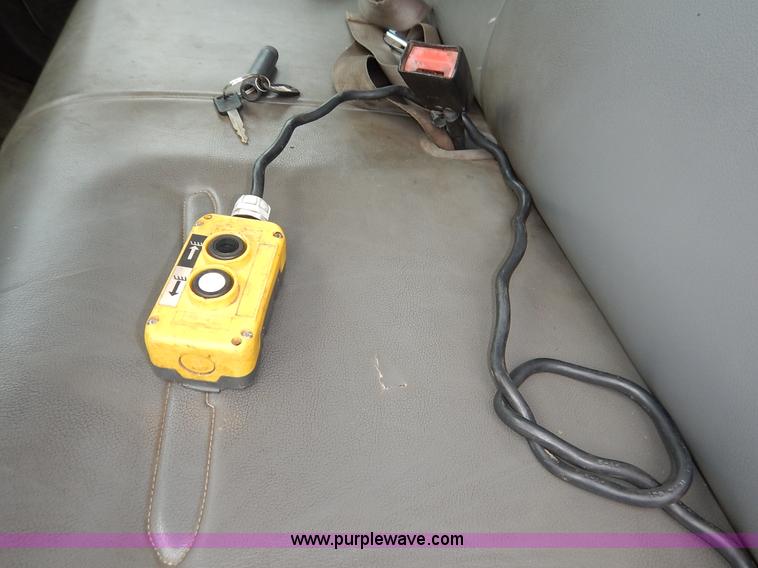 image for item K1623 2007 Ford F450 Super Duty dump bed truck