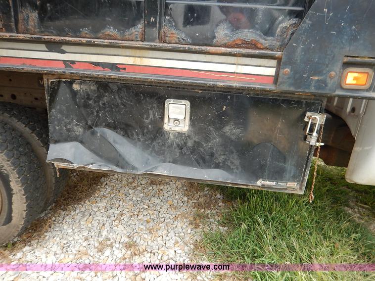 image for item K1623 2007 Ford F450 Super Duty dump bed truck