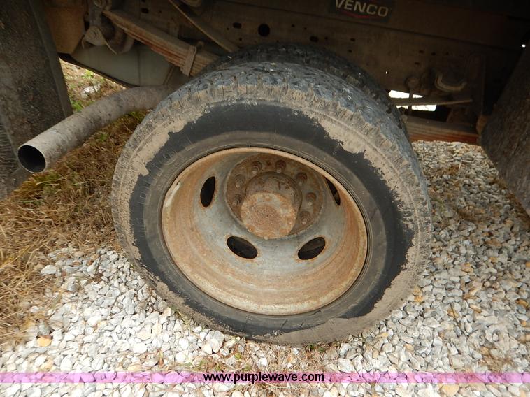 image for item K1623 2007 Ford F450 Super Duty dump bed truck