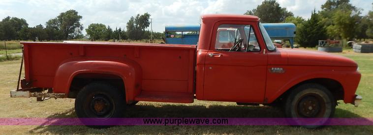 image for item K1625 1966 Ford F350 pickup truck