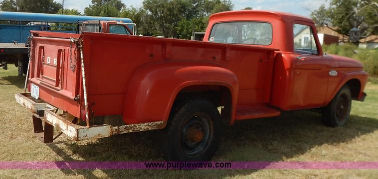 image for item K1625 1966 Ford F350 pickup truck