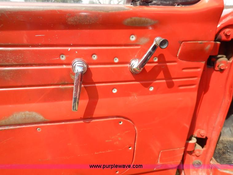 image for item K1625 1966 Ford F350 pickup truck