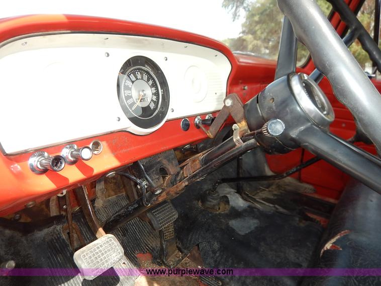 image for item K1625 1966 Ford F350 pickup truck