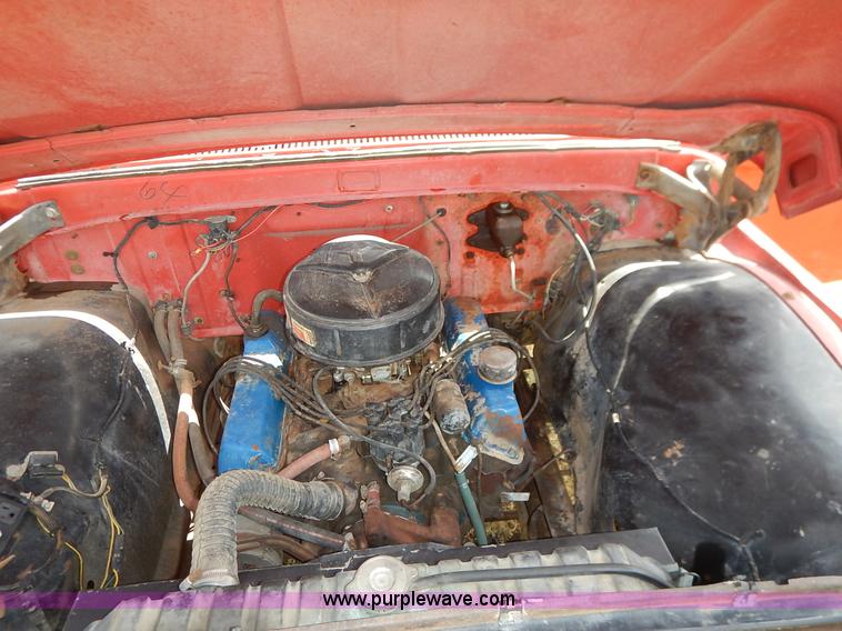 image for item K1625 1966 Ford F350 pickup truck