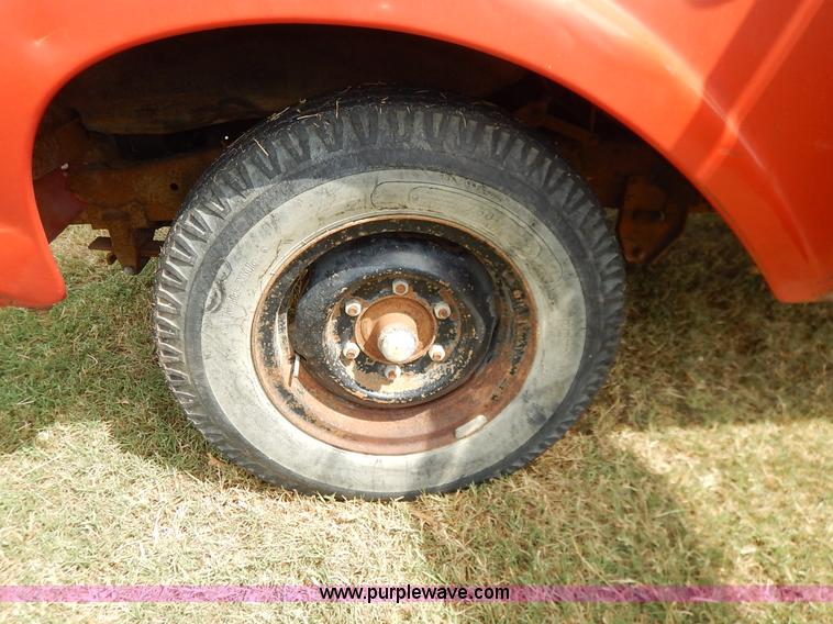 image for item K1625 1966 Ford F350 pickup truck