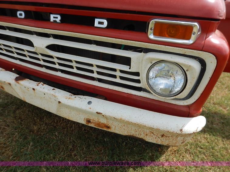 image for item K1625 1966 Ford F350 pickup truck