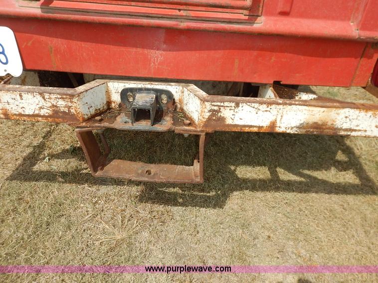 image for item K1625 1966 Ford F350 pickup truck