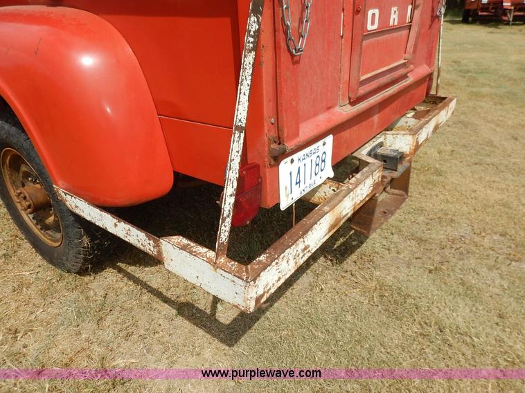 image for item K1625 1966 Ford F350 pickup truck