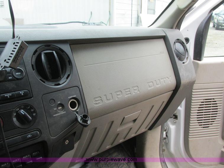image for item K5104 2008 Ford F250 Super Duty FX4 SuperCab pickup truck