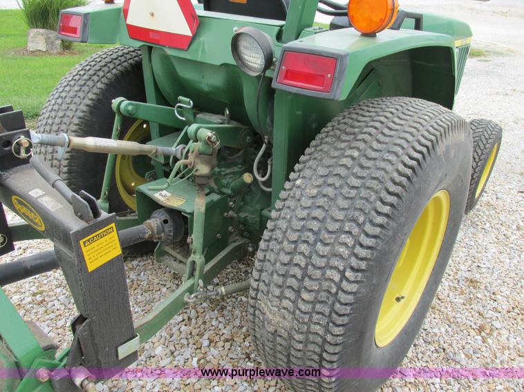 image for item K5129 1994 John Deere 870 MFWD tractor