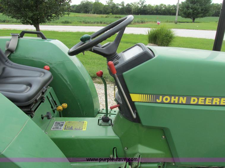 image for item K5129 1994 John Deere 870 MFWD tractor