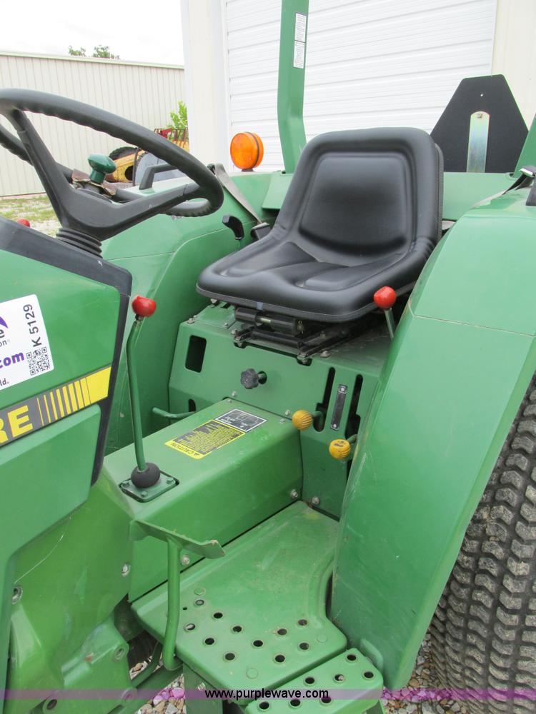 image for item K5129 1994 John Deere 870 MFWD tractor