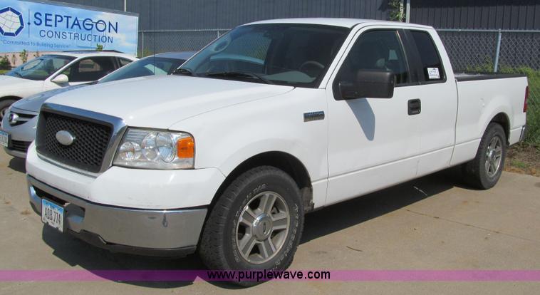 image for item K6317 2007 Ford F150 XLT SuperCab pickup truck