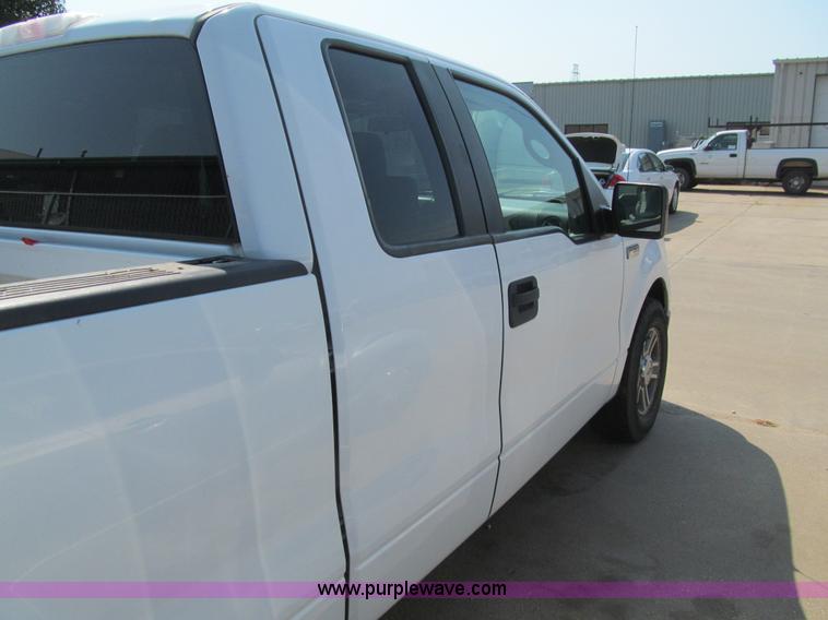 image for item K6317 2007 Ford F150 XLT SuperCab pickup truck