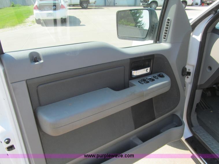 image for item K6317 2007 Ford F150 XLT SuperCab pickup truck