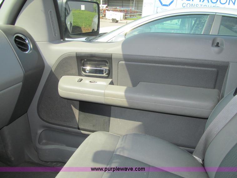 image for item K6317 2007 Ford F150 XLT SuperCab pickup truck