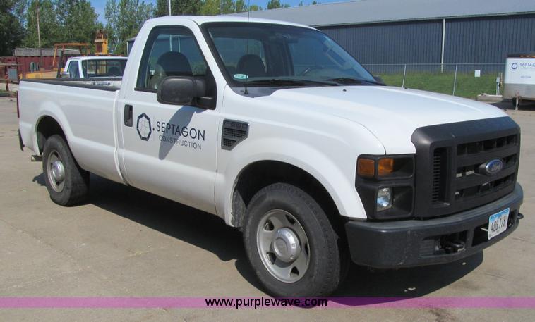 image for item K6319 2008 Ford F250 Super Duty XL pickup truck