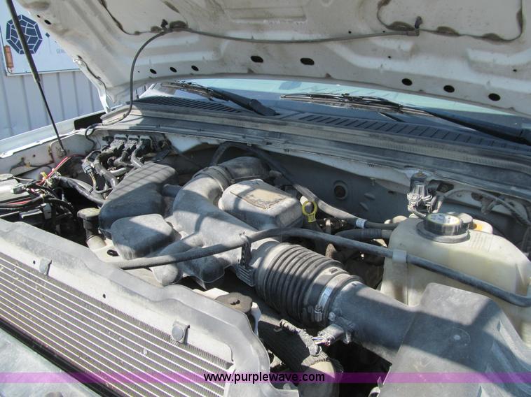 image for item K6319 2008 Ford F250 Super Duty XL pickup truck