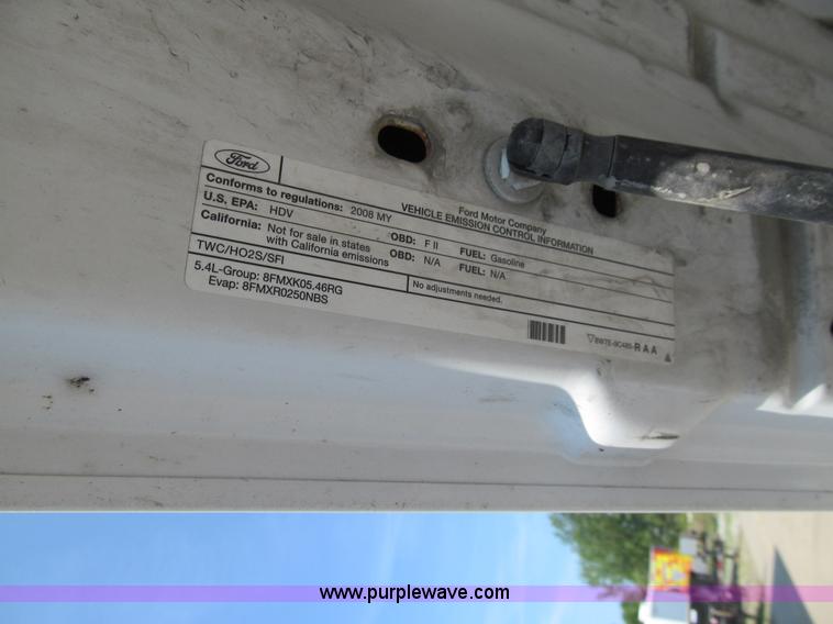 image for item K6319 2008 Ford F250 Super Duty XL pickup truck