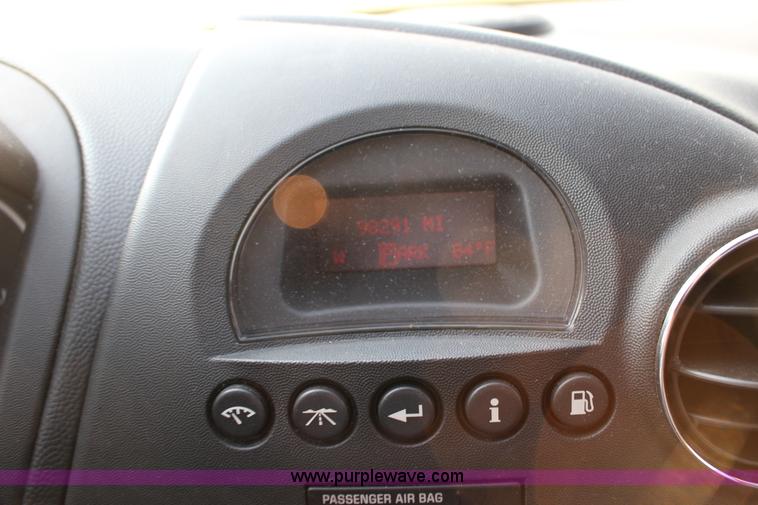 image for item K8732 2006 Pontiac Grand Prix GXP