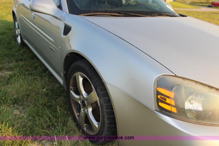 image for item K8732 2006 Pontiac Grand Prix GXP