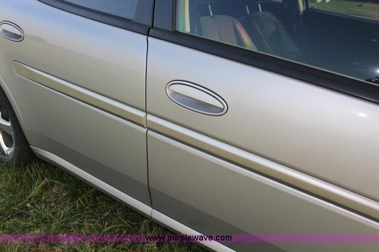 image for item K8732 2006 Pontiac Grand Prix GXP