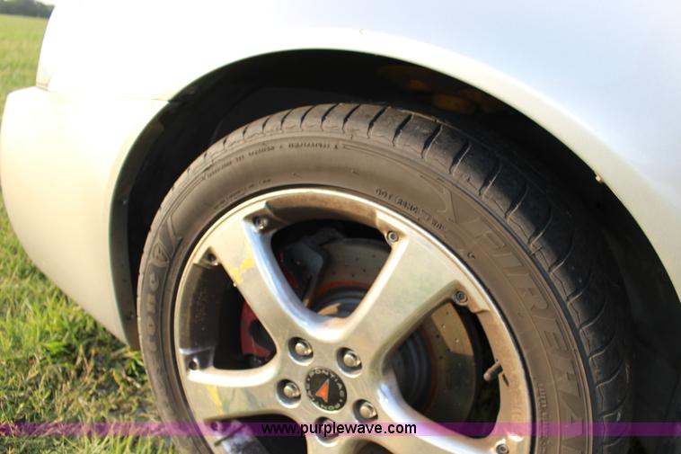 image for item K8732 2006 Pontiac Grand Prix GXP