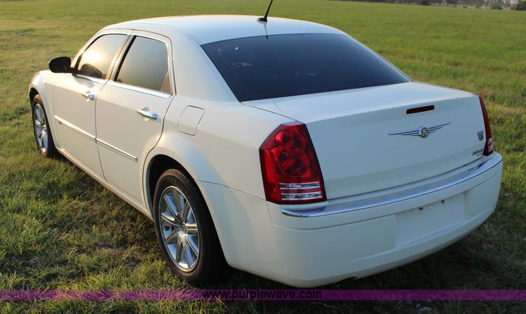 image for item K8733 2008 Chrysler 300C