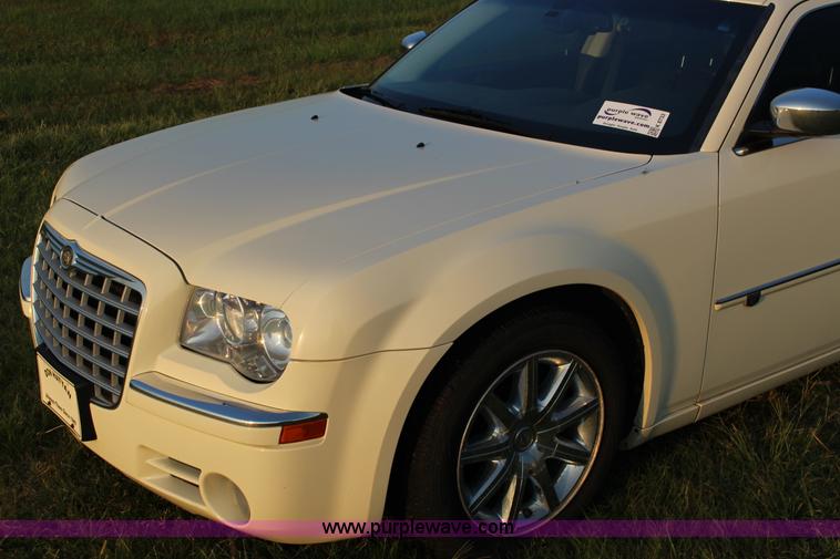 image for item K8733 2008 Chrysler 300C