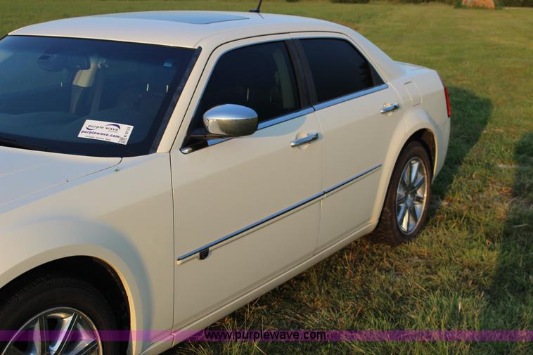 image for item K8733 2008 Chrysler 300C